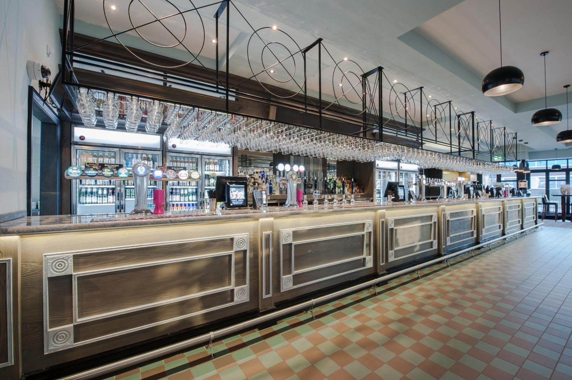 The Saxon Crown Wetherspoon Корбі Екстер'єр фото
